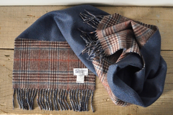 Johnstons Cashmere Muffler | classico ｜ blog