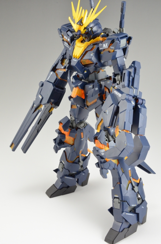 ガンプラ　MG ユニコーンガンダム2号機　バンシィ