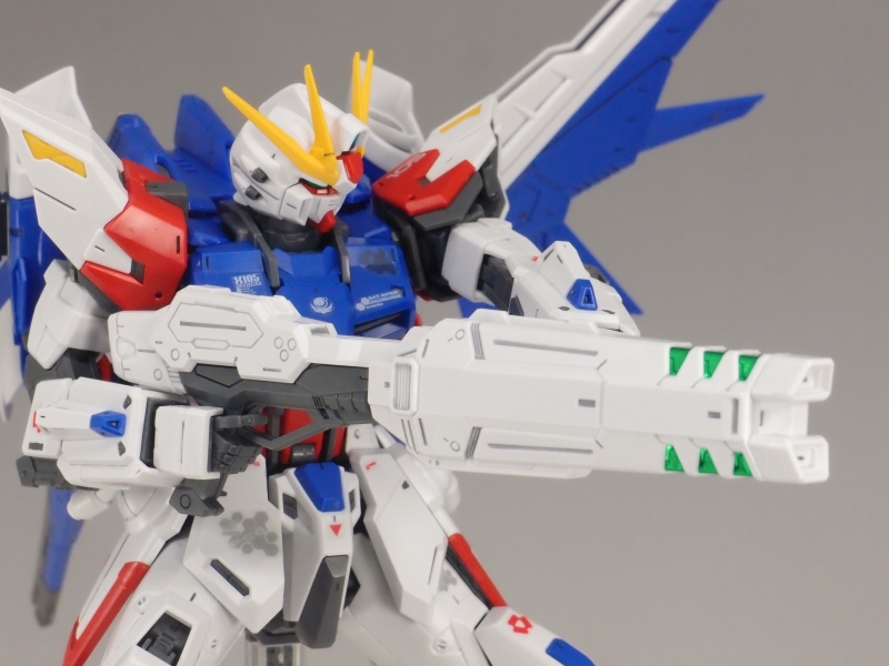 MG 1/100 ビルドストライクガンダム フルパッケージ│株式会社
