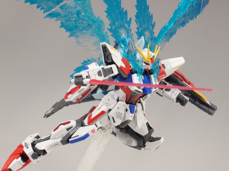 MG ビルドストライクガンダム➕ユニバースブースター