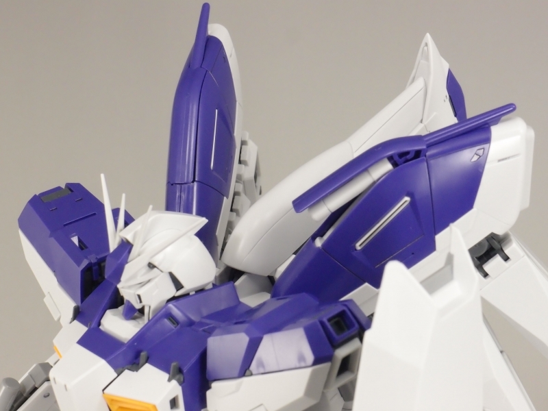 MG 1/100 RX-93-v2 Hi-vガンダム Ver.Ka (機動戦士ガンダム 逆襲