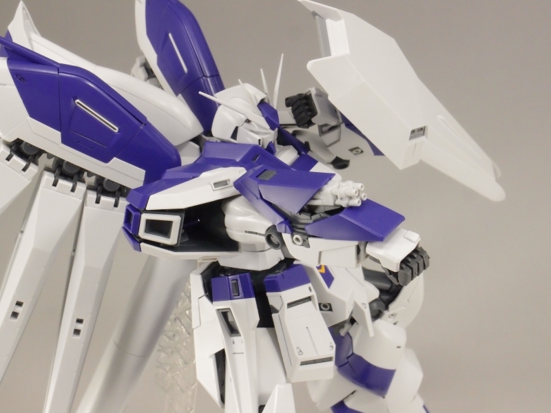 MG 1/100 RX-93-v2 Hi-vガンダム Ver.Ka (機動戦士ガンダム 逆襲