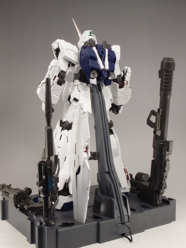 PG 1/60 RX-0 ユニコーンガンダム (機動戦士ガンダムUC)レビュー PG 1/60 RX-0 ユニコーンガンダム (機動戦士ガンダムUC)レビュー