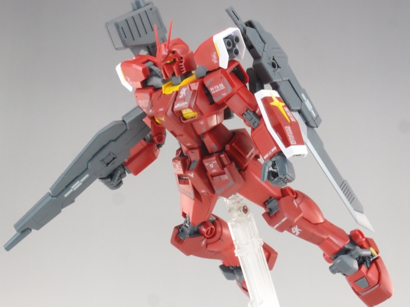 MG 1/100 ガンダムアメイジングレッドウォーリア (ガンダム