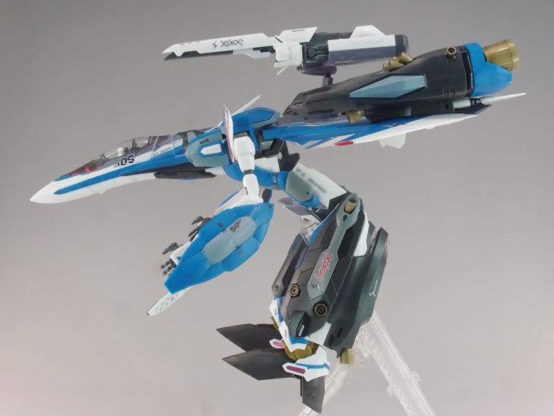 1/72 VF-31J スーパージークフリード (ハヤテ・インメルマン機 1/72 VF-31J スーパージークフリード (ハヤテ・インメルマン機