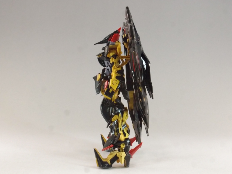 RG 1/144 MBF-P01-Re2 ガンダムアストレイ ゴールドフレーム 天