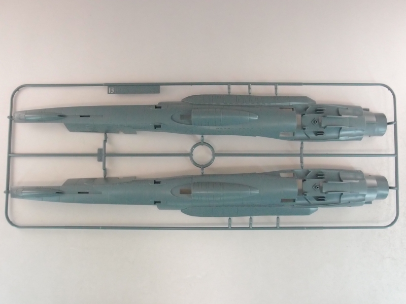 宇宙戦艦ヤマト2202 1/1000 地球連邦 アンドロメダ級一番艦