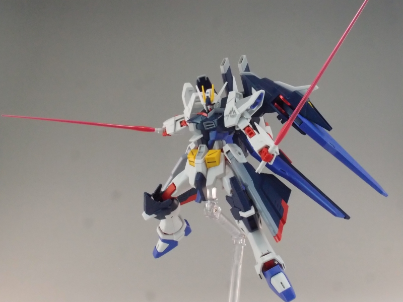 HGBF 1/144 アメイジングストライクフリーダムガンダム