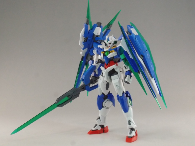 1/144 RG GNT-0000/FS ダブルオークアンタ フルセイバー