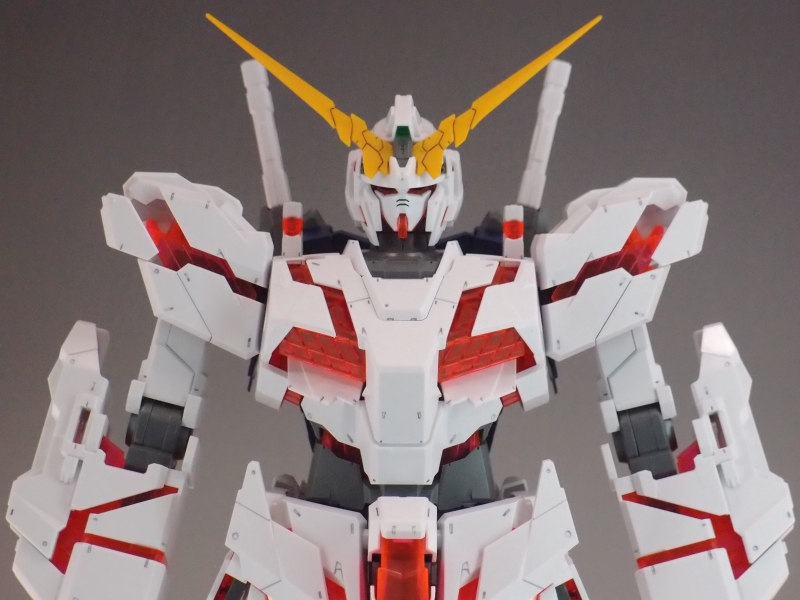 メガサイズ 1/48 RX-0 ユニコーンガンダム デストロイモード メガサイズ 1/48 RX-0 ユニコーンガンダム デストロイモード