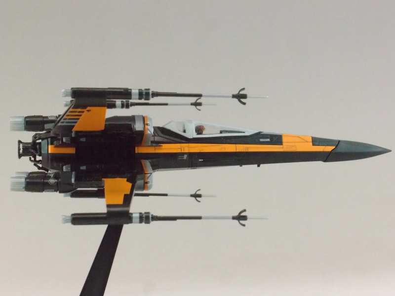 STAR WARS 1/72 ブーステッド・Xウイング・ファイター ポー専用