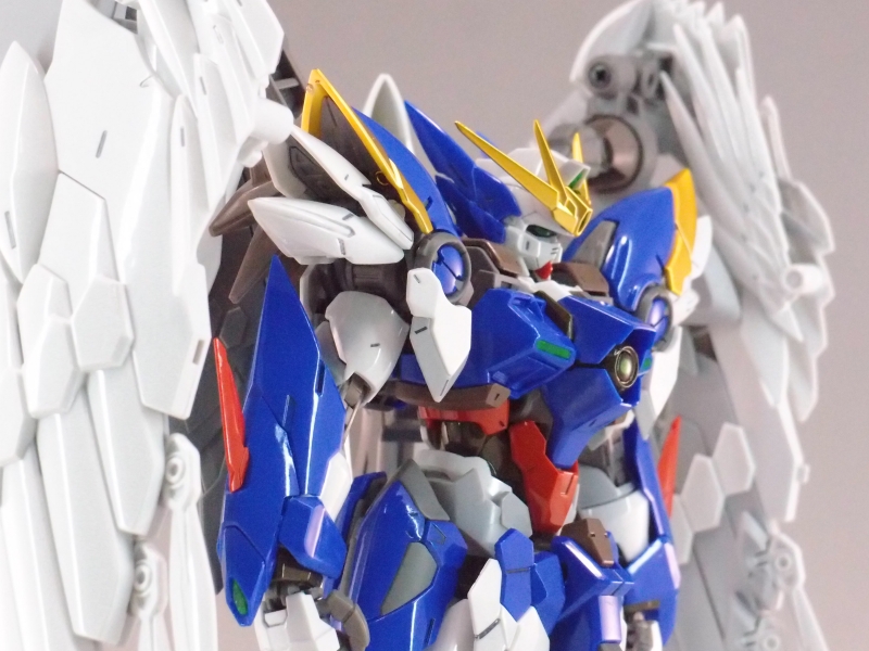 ハイレゾリューションモデル 1/100 XXXG-00W0 ウイングガンダム