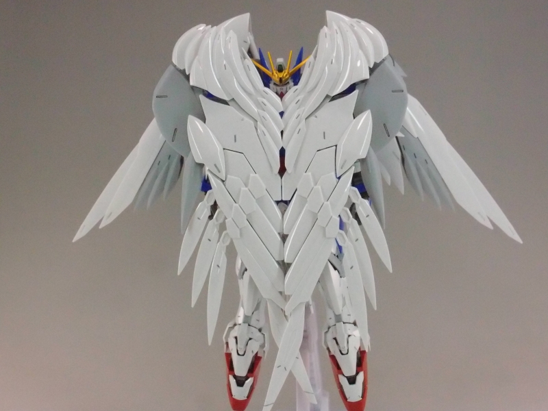 ハイレゾリューションモデル 1/100 XXXG-00W0 ウイングガンダム ハイレゾリューションモデル 1/100 XXXG-00W0 ウイングガンダム