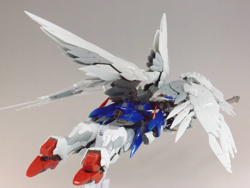 ハイレゾリューションモデル 1/100 XXXG-00W0 ウイングガンダム