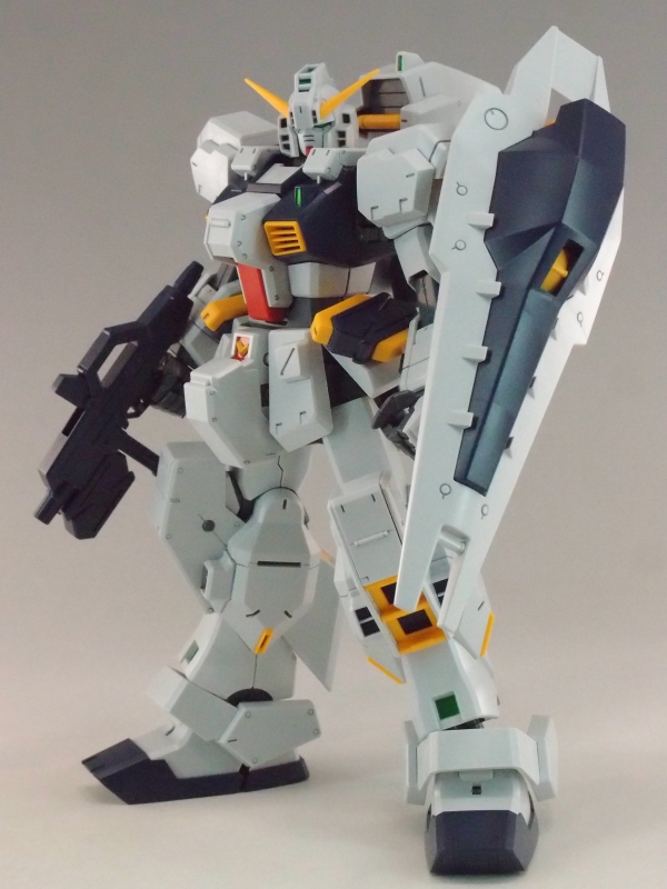 激レア　見本品　ガンダムTR-1 ヘイズル改 MG 1/100 RX-121-1 ガンダムTR-1［ヘイズル改］ [Gundam TR-1