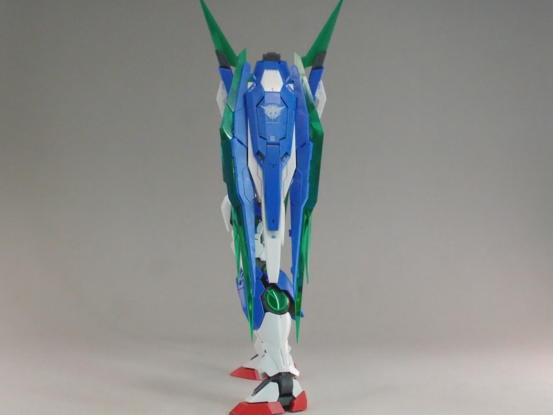 MG 1/00 GNT-0000/FS ダブルオークアンタ フルセイバー (機動