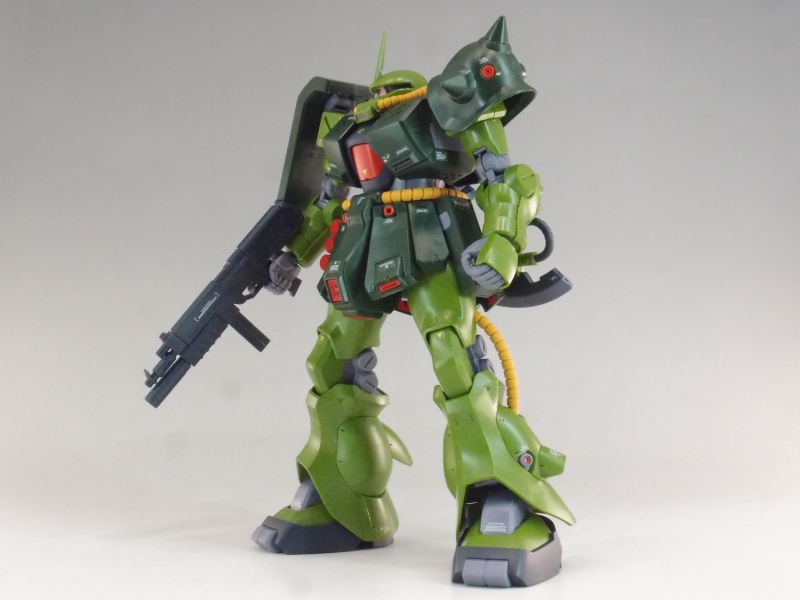 RE/100 1/100 MS-06FZ ザクII改 (機動戦士ガンダム0080 ポケットの中の戦争)ランナー紹介 | KenBill Blog