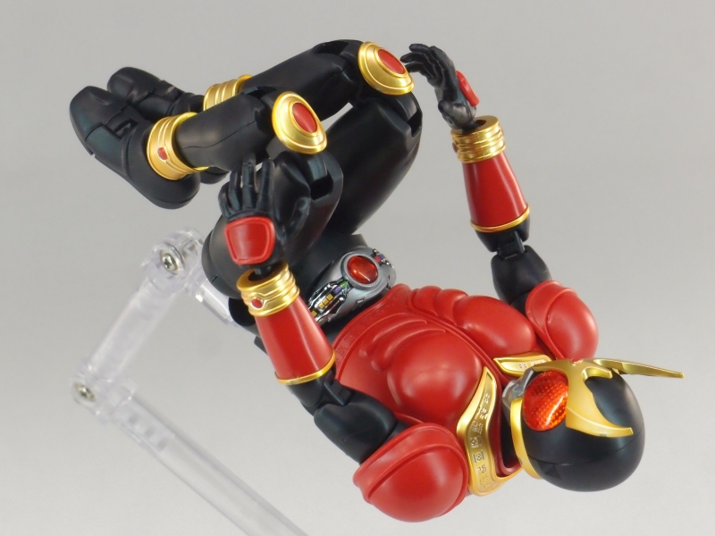 フィギュアライズスタンダード 仮面ライダークウガ マイティフォーム