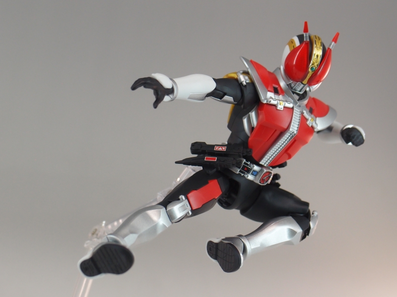 フィギュアライズスタンダード 仮面ライダー電王 ソードフォーム