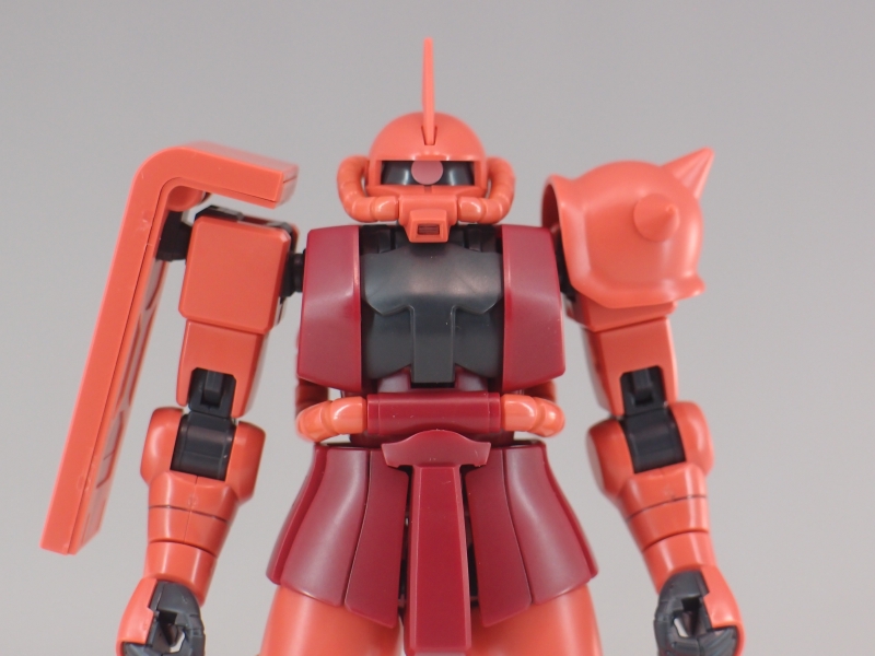 HGUC 1/144 MS-06S シャア専用ザクII (機動戦士ガンダム