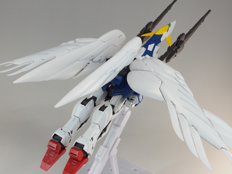 MG 1/100 XXXG-00W0 ウイングガンダムゼロ EW Ver.Ka (新機動