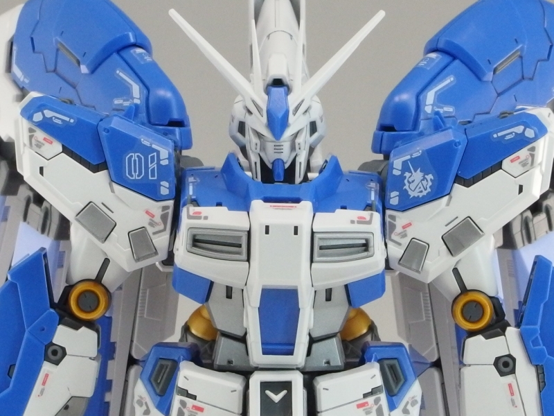 RG 1/144 RX-93-v2 Hi-νガンダム (機動戦士ガンダム 逆襲の