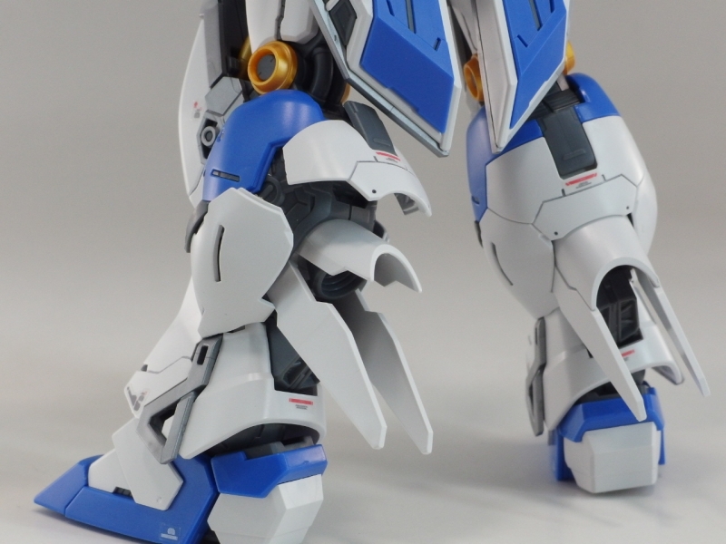 RG 1/144 RX-93-v2 Hi-νガンダム (機動戦士ガンダム 逆襲の