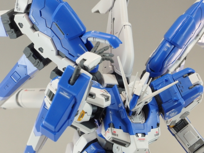 BANDAI RG RX-93V2 Hi-V 未開封　値下げ依頼不可 RG 1/144 RX-93-v2 Hi-νガンダム (機動戦士ガンダム 逆襲の