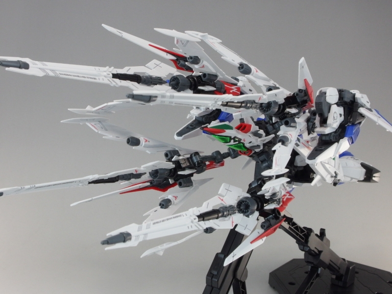 MG 1/100 エクリプスガンダム用 マニューバストライカーパック