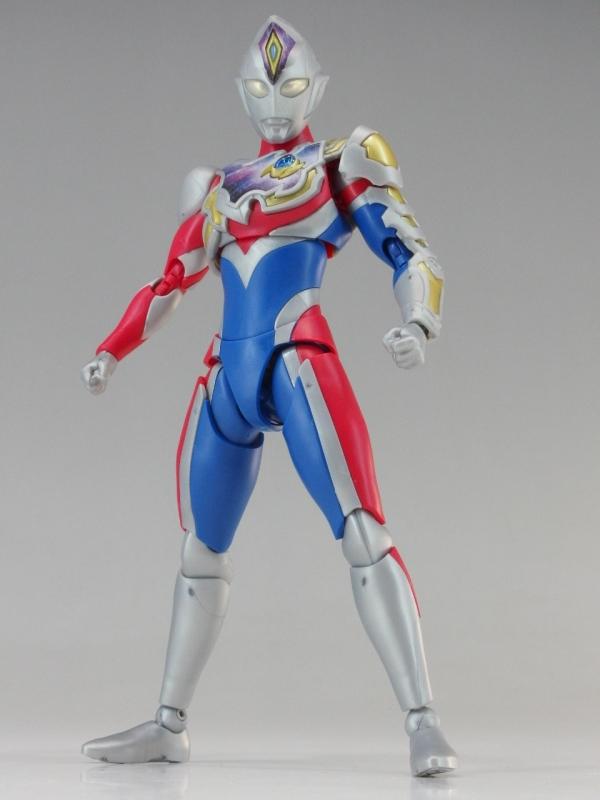 フィギュアライズスタンダード ウルトラマンデッカー フラッシュタイプ