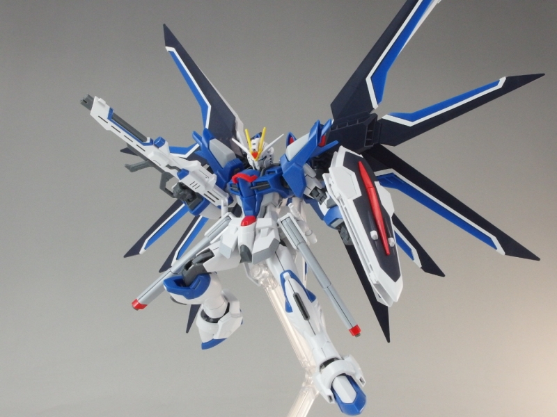 HGCE 1/144 ライジングフリーダムガンダム (機動戦士ガンダム