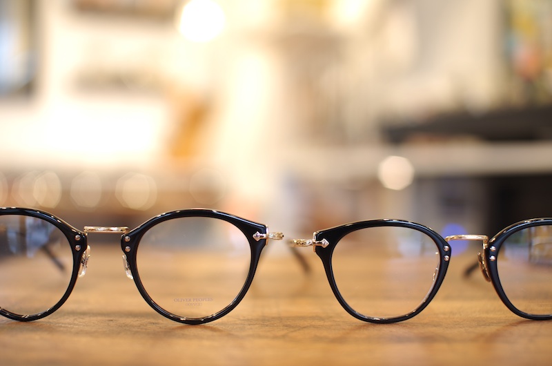 OLIVER PEOPLES 507c