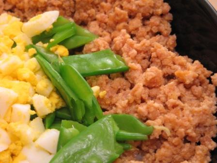そぼろ丼