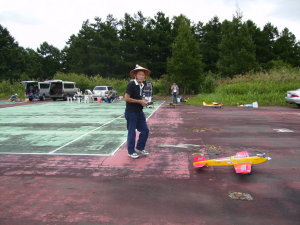 巨大台風の斑尾RC飛行場.jpg