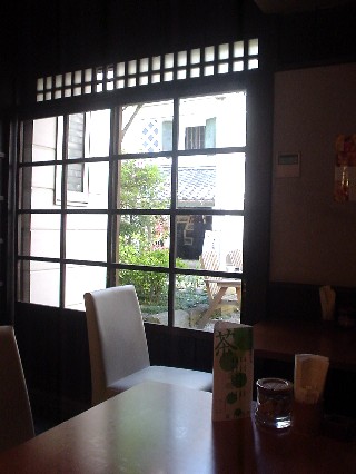 丸平ガラス