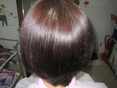 生駒市 ヘナとヘアカラーをされた縮毛矯正