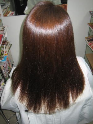 ヘアカラーと縮毛矯正