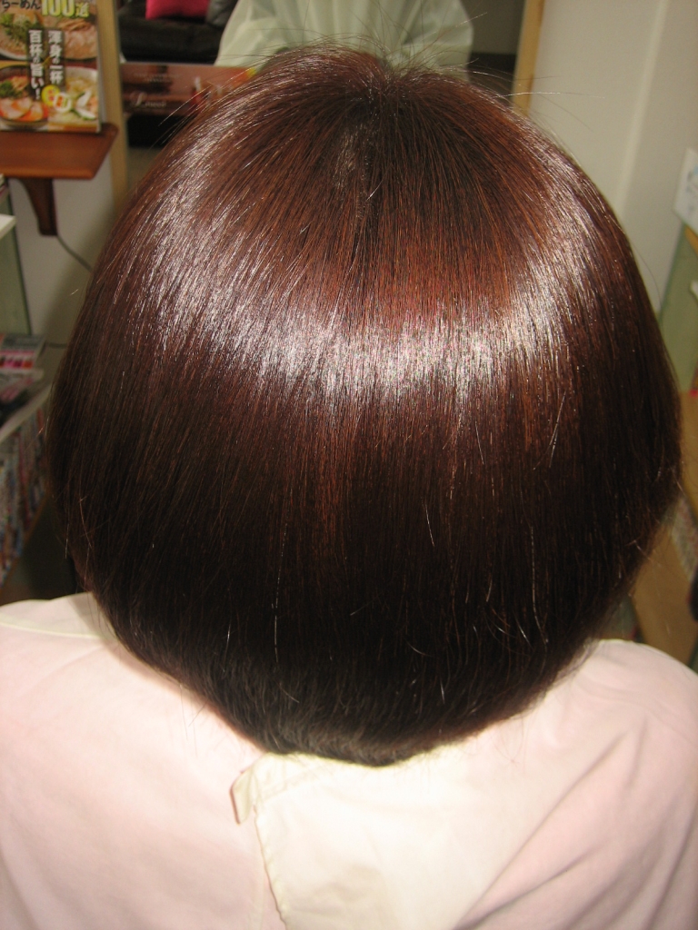 奈良県　広がる髪のお手入れ方法　髪質改善美容室