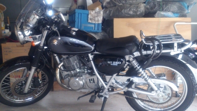 スズキ ST250 キャリア