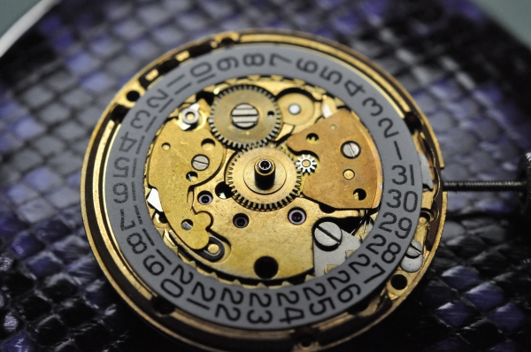 TISSOTのネジ。 | ゼンマイワークスの日常。