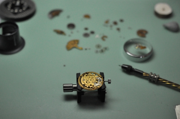 TISSOTのネジ。 | ゼンマイワークスの日常。