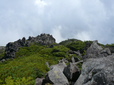 三ツ岳目指して