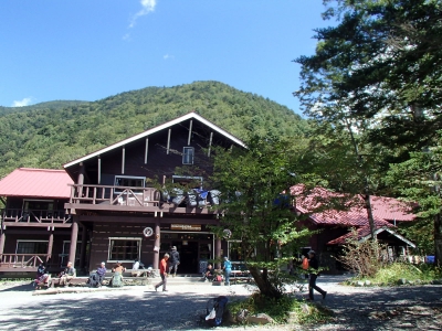 徳沢園