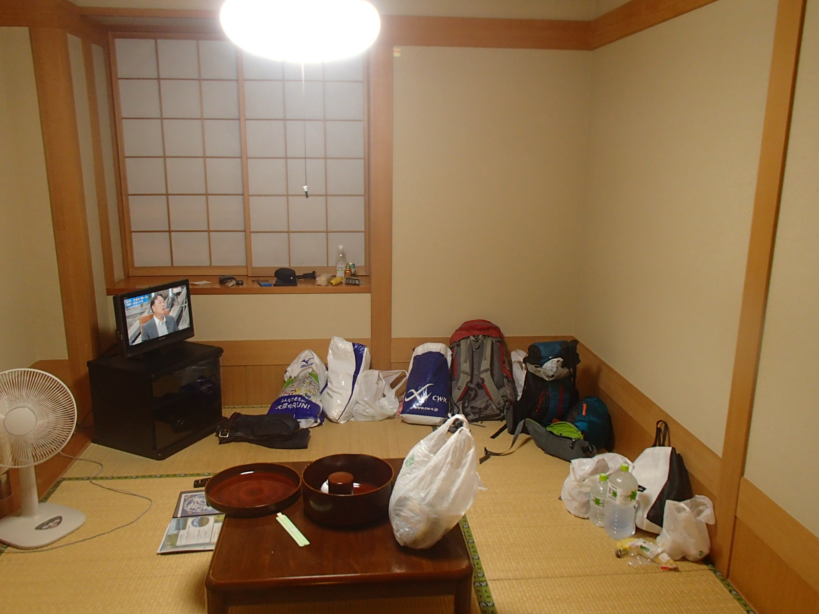 尾瀬御池ロッジ 客室内.JPG