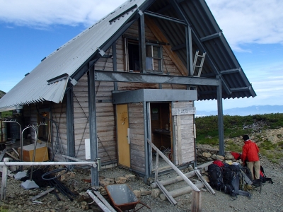 中岳避難小屋