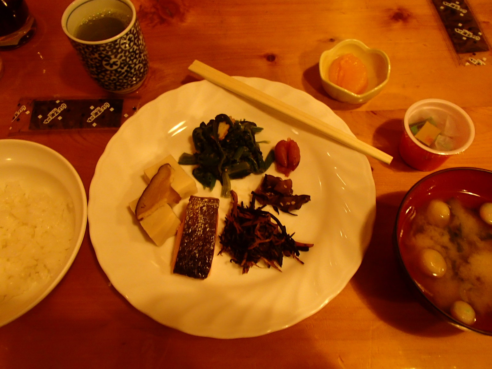 荒川小屋 朝食.JPG