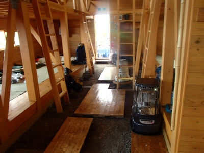 千枚小屋 1F