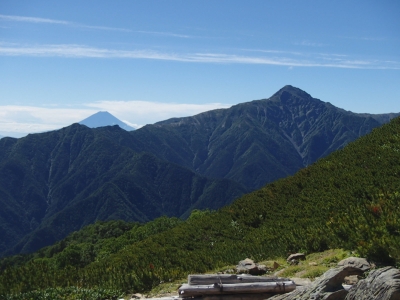 森林限界から北岳