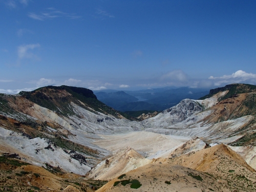沼ノ平火口.JPG