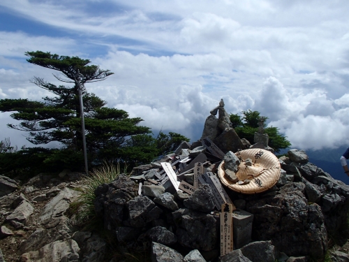 八経ヶ岳山頂